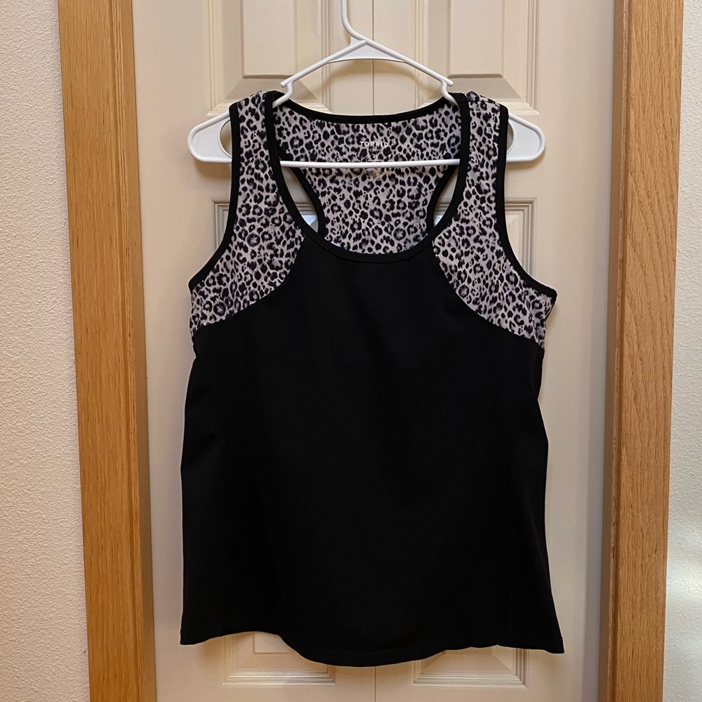 Torrid Active Tank With Shelf Bra